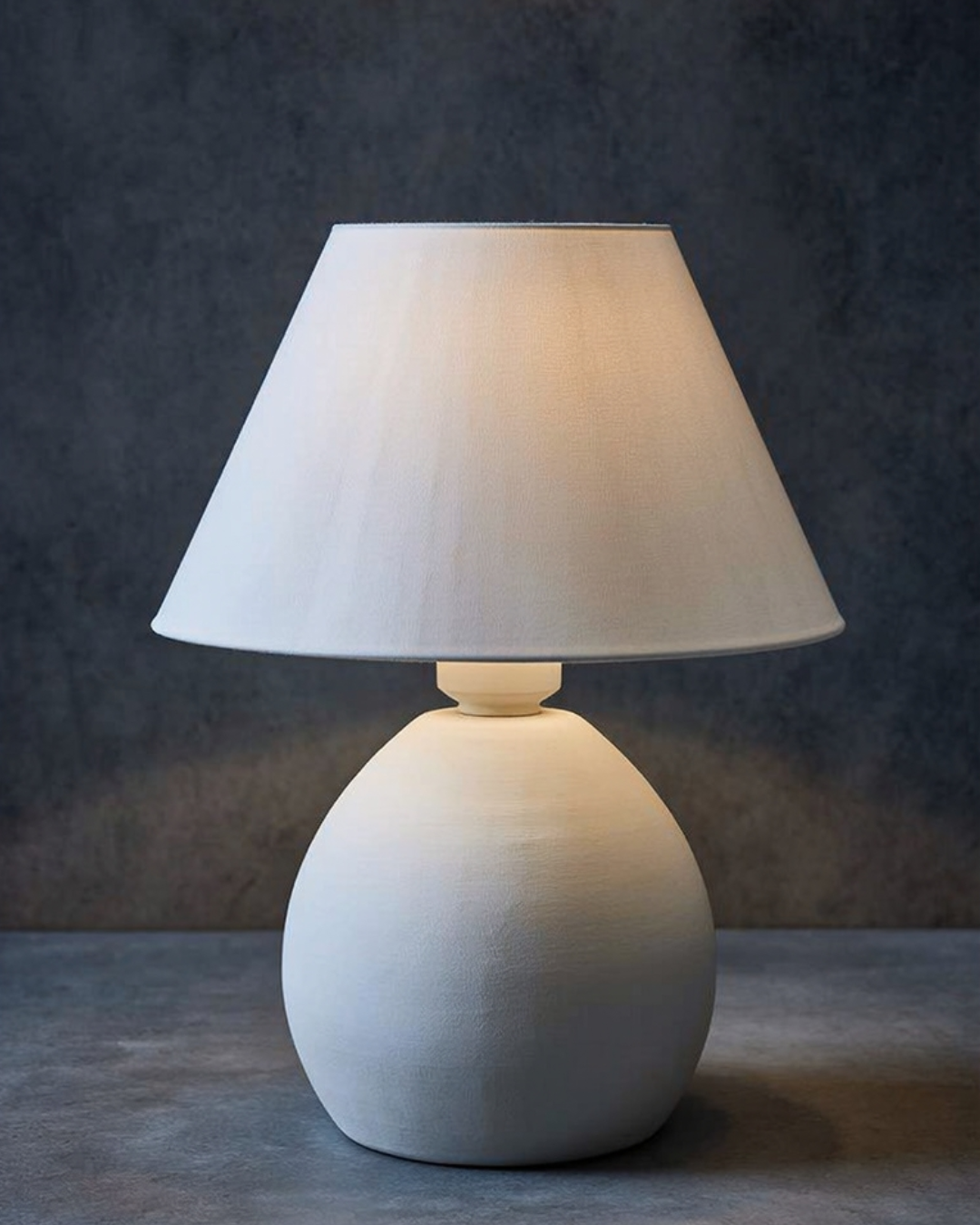 Abajur Artesanal de Cerâmica Lumière™