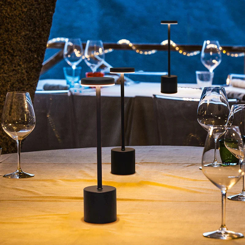 Luminária de Mesa Recarregável Sem Fio - Casare