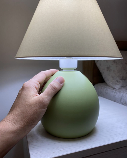 Abajur Artesanal de Cerâmica Lumière™