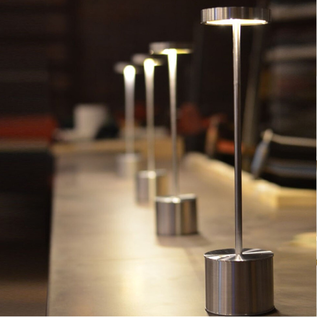 Luminária de Mesa Recarregável Sem Fio - Casare
